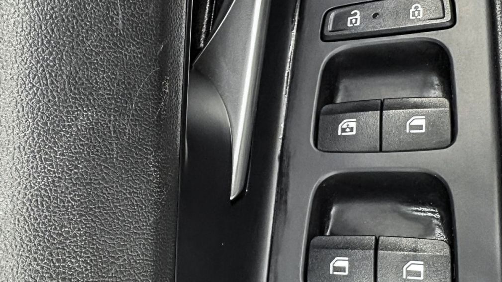 Hyundai Elantra Preferred 2025 d&rsquo;occasion à vendre - 14