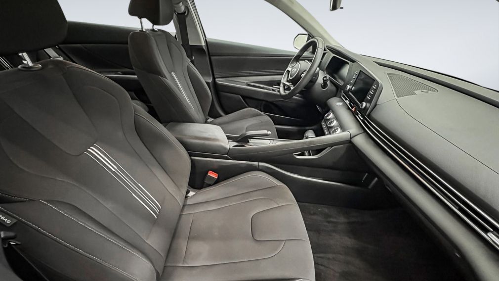 Hyundai Elantra Preferred 2025 d&rsquo;occasion à vendre - 9