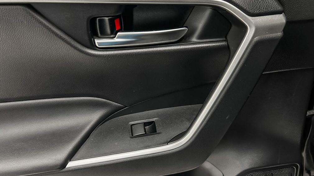 Toyota Rav 4 Hybrid XLE 2021 d&rsquo;occasion à vendre - 13