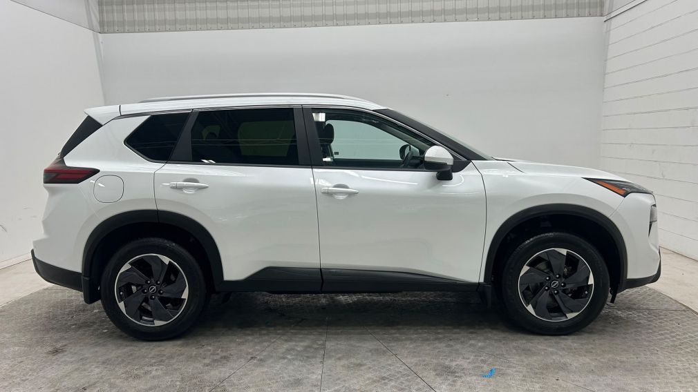 Nissan Rogue SV Moonroof 2024 d&rsquo;occasion à vendre - 4