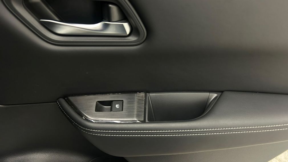 Nissan Rogue SV Moonroof 2024 d&rsquo;occasion à vendre - 11