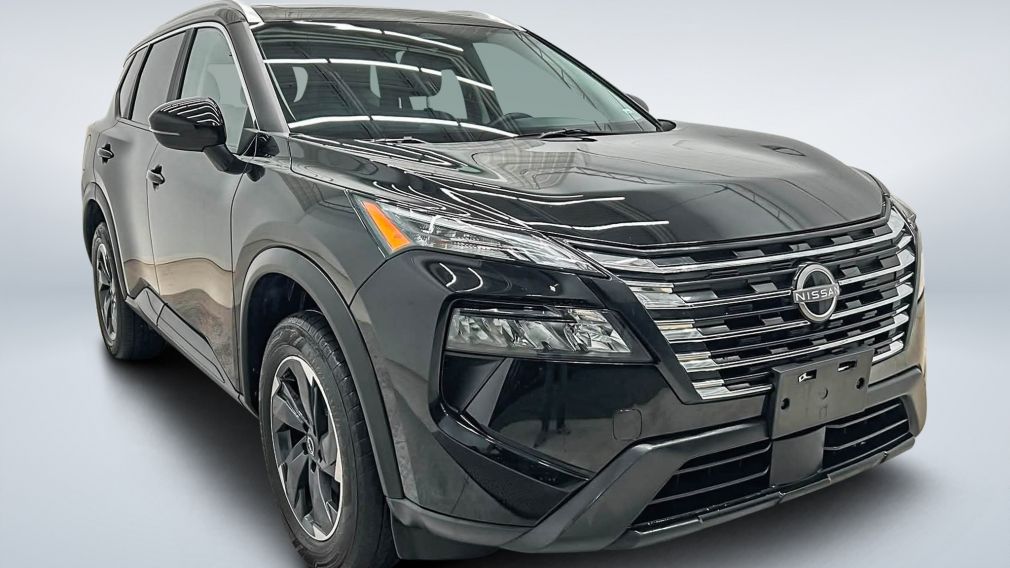 Nissan Rogue SV Moonroof