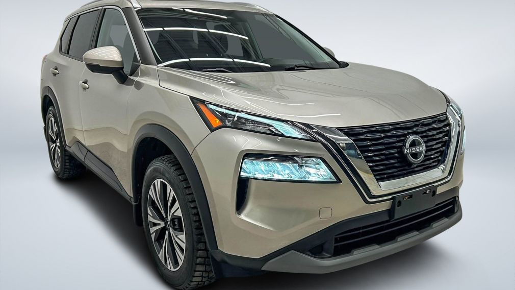 Nissan Rogue SV Moonroof