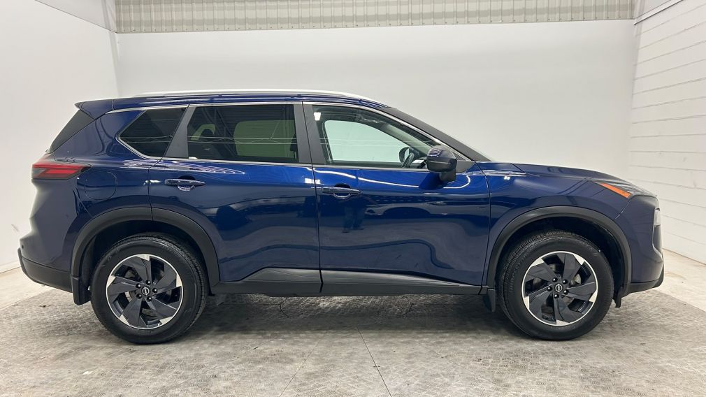 Nissan Rogue SV Moonroof 2024 d&rsquo;occasion à vendre - 4