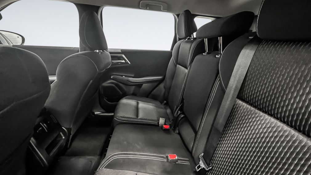 Mitsubishi Outlander PHEV ES 2023 d&rsquo;occasion à vendre - 15