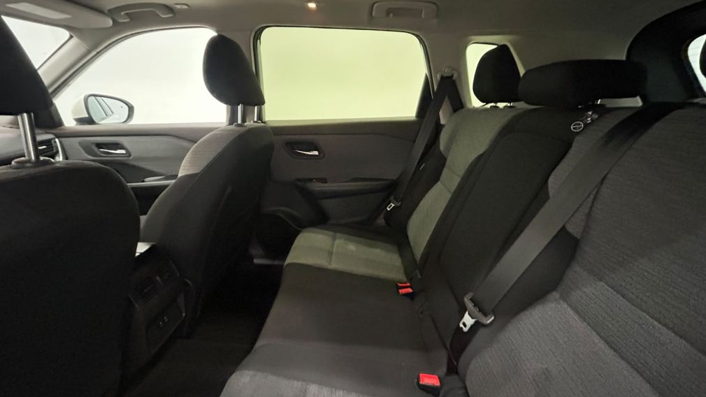 Nissan Rogue SV Moonroof 2023 d&rsquo;occasion à vendre - 14