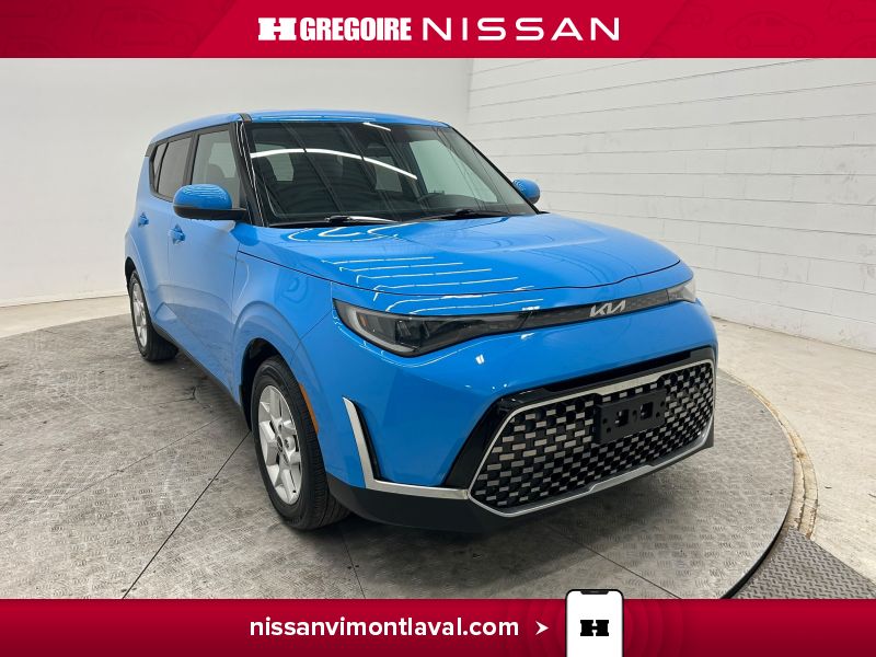 Blue 2024 Kia Soul SUV / Crossover  Automatic