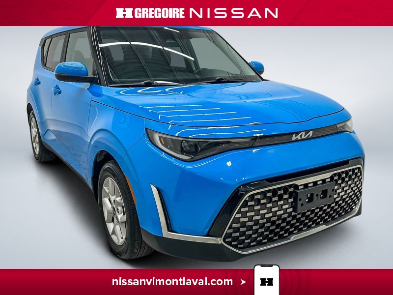 Blue 2024 Kia Soul SUV / Crossover  Automatic
