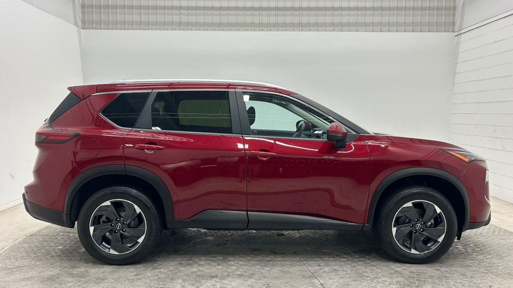 Nissan Rogue SV Moonroof 2024 d&rsquo;occasion à vendre - 4