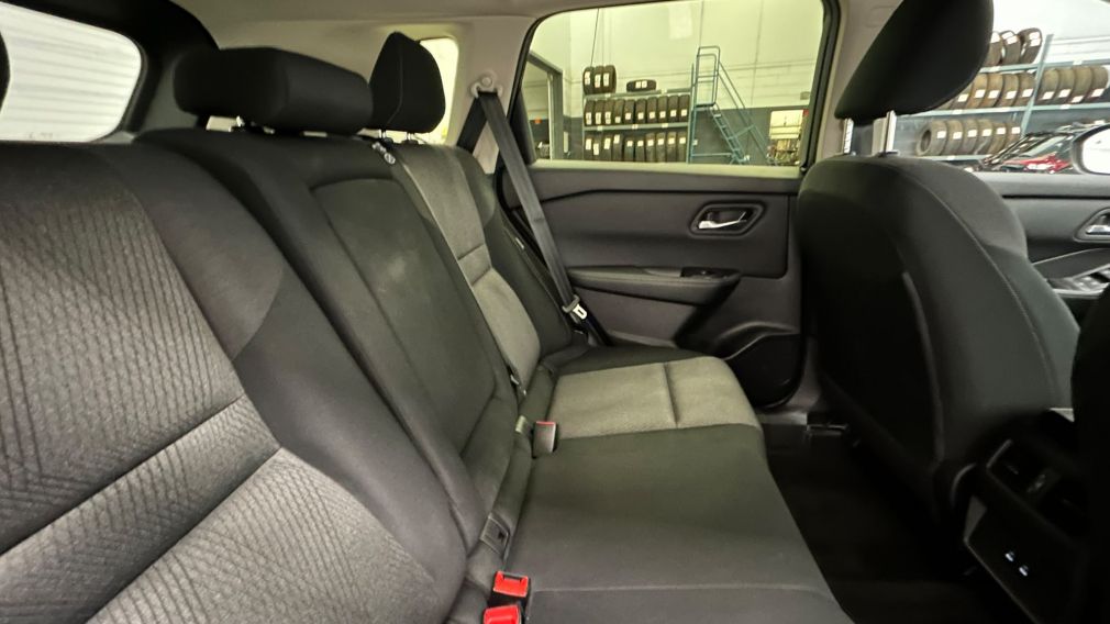 Nissan Rogue SV Moonroof 2024 d&rsquo;occasion à vendre - 11