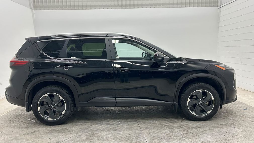 Nissan Rogue SV Moonroof 2024 d&rsquo;occasion à vendre - 4