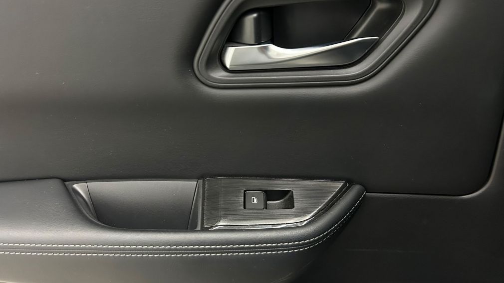 Nissan Rogue SV Moonroof 2024 d&rsquo;occasion à vendre - 14