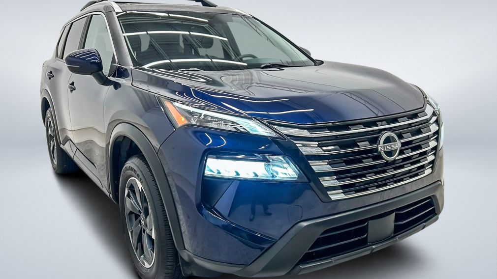Nissan Rogue SV Moonroof