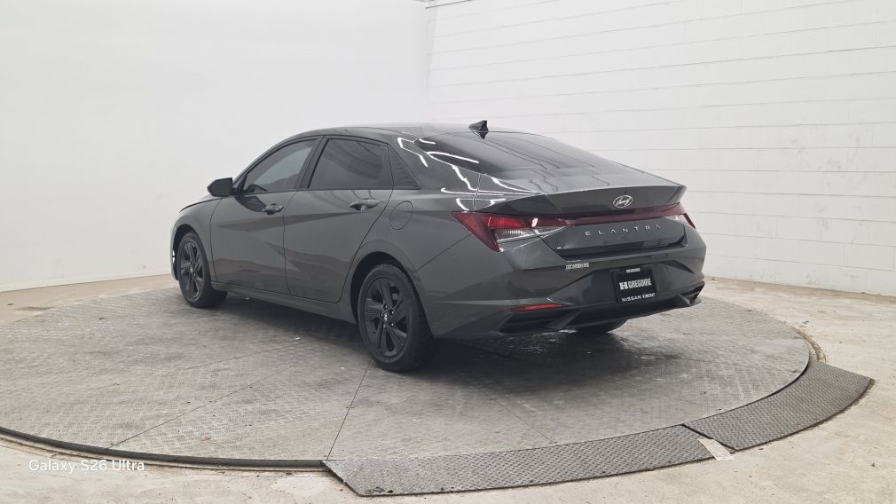 Hyundai Elantra Preferred 2023 d&rsquo;occasion à vendre - 7