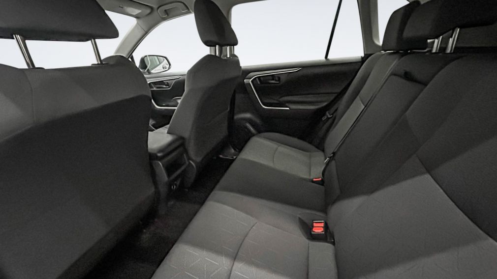 Toyota Rav 4 LE 2019 d&rsquo;occasion à vendre - 16
