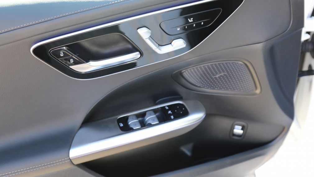 Mercedes Benz C-Class C 300 2025 d’occasion à vendre - 10