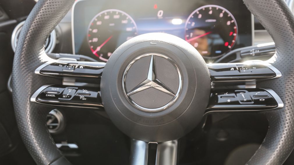 Mercedes Benz C-Class C 300 2025 à vendre à Trois-Rivières - 12