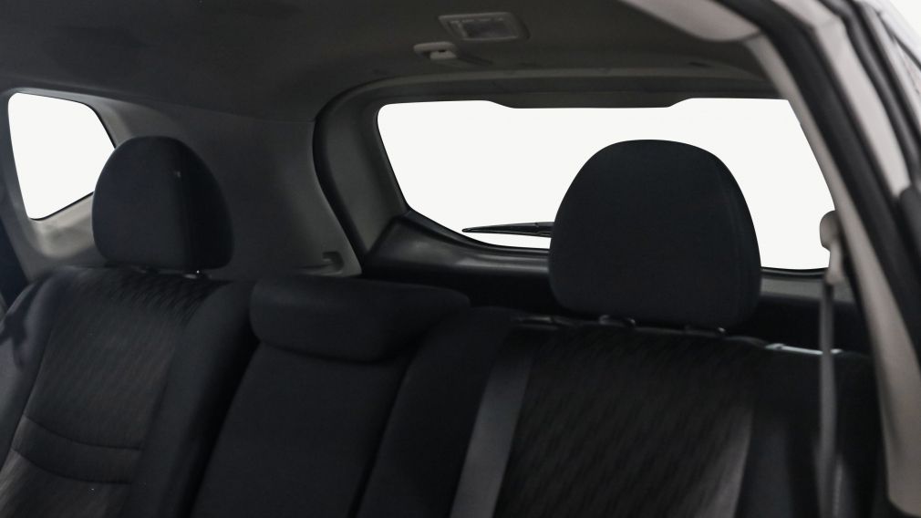 Nissan Rogue SV 2019 d&rsquo;occasion à vendre - 12