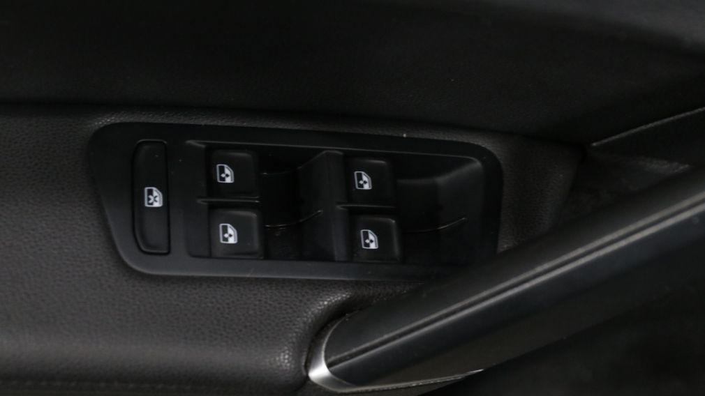 Volkswagen e-Golf Comfortline 2019 d&rsquo;occasion à vendre - 11