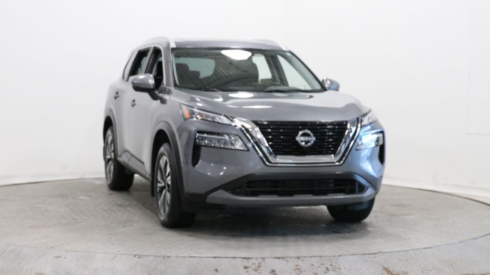 Nissan Rogue SV Moonroof