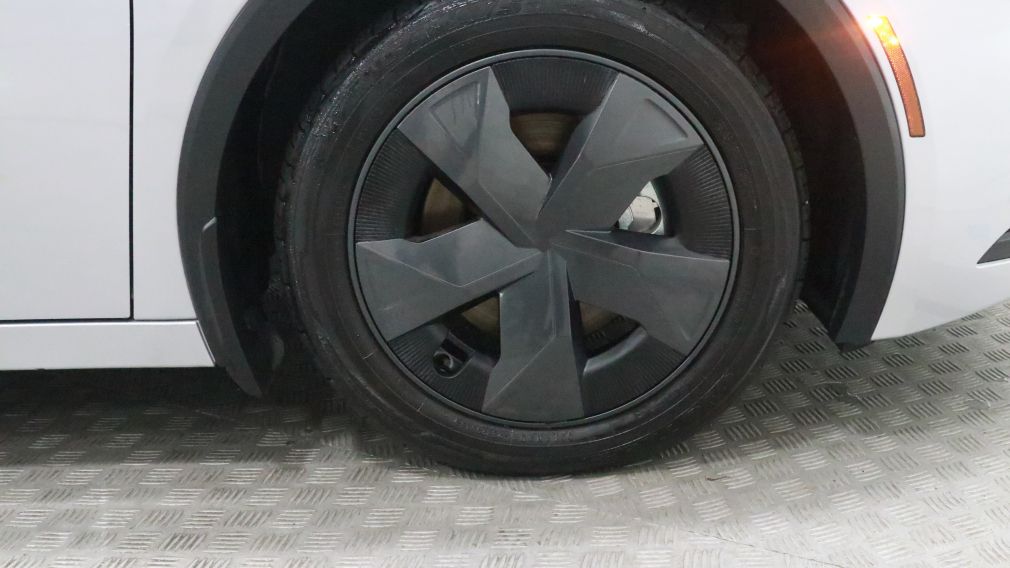 Toyota Prius SE 2026 d&rsquo;occasion à vendre - 25