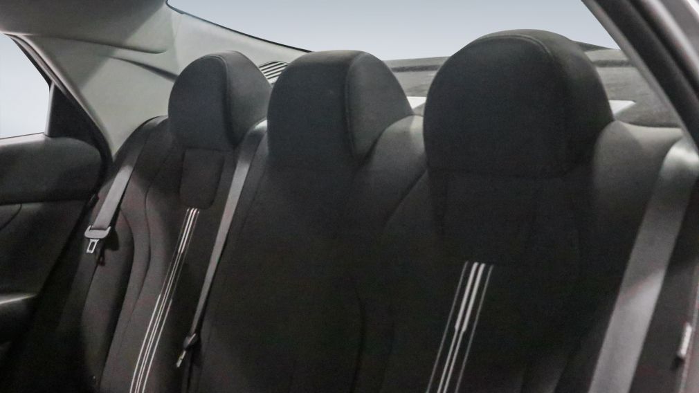Hyundai Elantra Preferred 2024 à vendre à Donnacona - 12