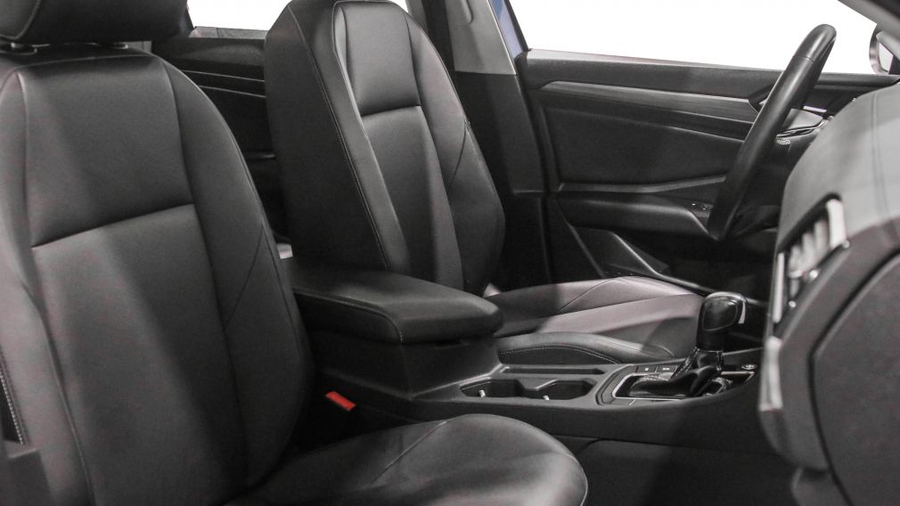 Volkswagen Jetta Highline 2021 d&rsquo;occasion à vendre - 23