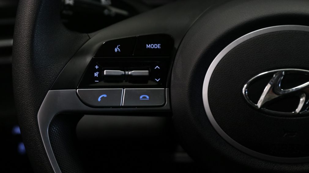 Hyundai Elantra Essential 2023 d&rsquo;occasion à vendre - 14