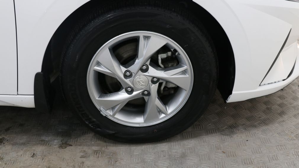Hyundai Elantra Essential 2023 d&rsquo;occasion à vendre - 25