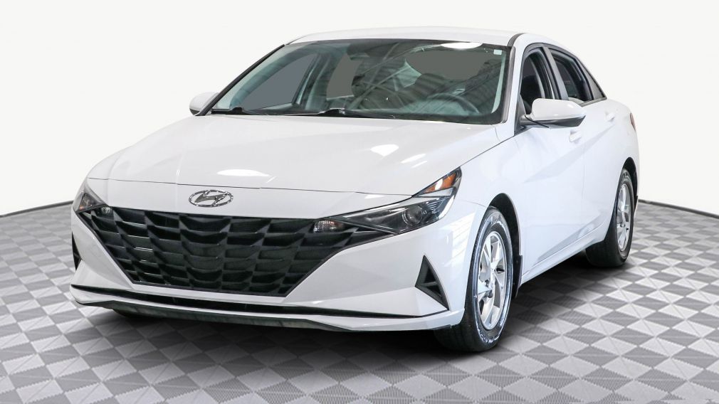 Hyundai Elantra Essential 2023 d&rsquo;occasion à vendre - 3