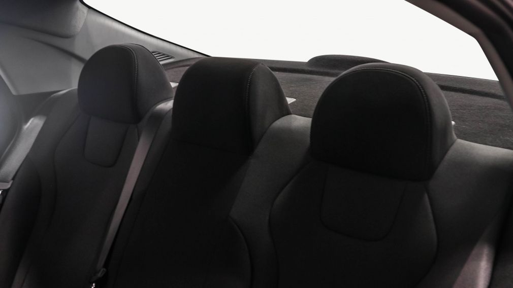 Hyundai Elantra Essential 2023 d&rsquo;occasion à vendre - 12