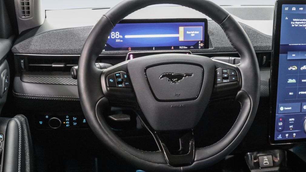 Ford Mustang Mach-E Premium 2025 d&rsquo;occasion à vendre - 14