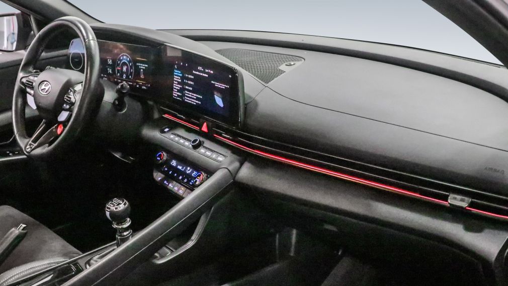 Hyundai Elantra Manual 2023 à vendre à Trois-Rivières - 23