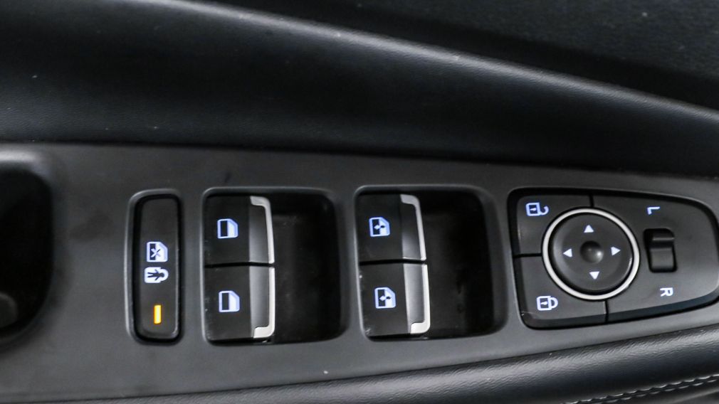 Hyundai Santa Fe Hybrid Luxury 2023 d&rsquo;occasion à vendre - 11