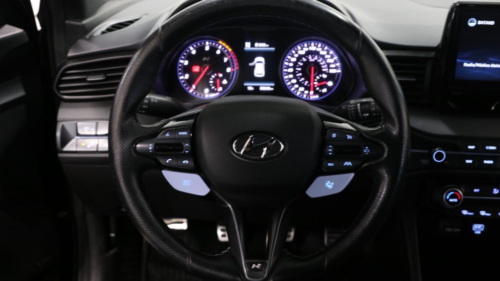 Hyundai Veloster Manual 2022 d&rsquo;occasion à vendre - 13