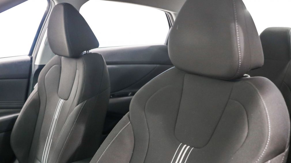 Hyundai Elantra Preferred 2023 d&rsquo;occasion à vendre - 9
