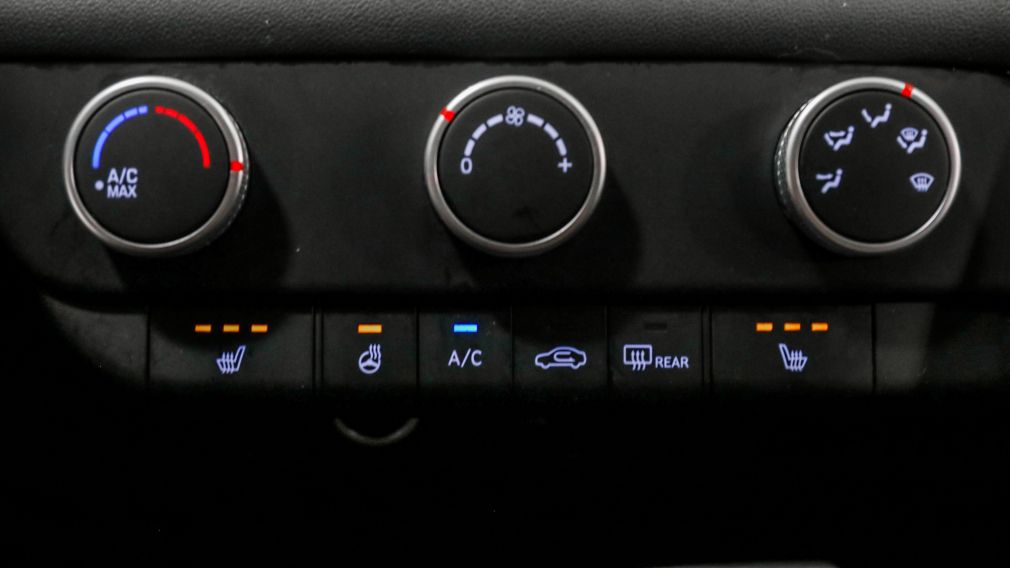 Hyundai Elantra Preferred 2023 d&rsquo;occasion à vendre - 21