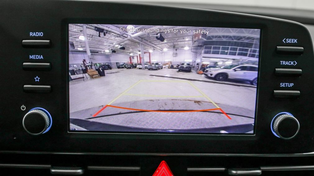 Hyundai Elantra Preferred 2023 d&rsquo;occasion à vendre - 22
