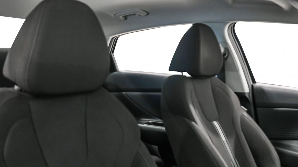 Hyundai Elantra Preferred 2023 d&rsquo;occasion à vendre - 23