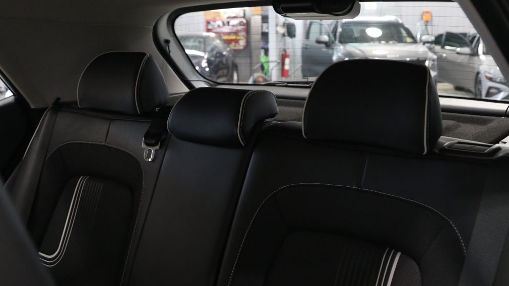 Hyundai Venue Ultimate 2023 d&rsquo;occasion à vendre - 13