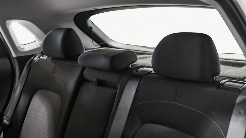 Hyundai Kona Essential 2023 d&rsquo;occasion à vendre - 12
