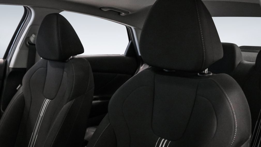 Hyundai Elantra Preferred 2023 d&rsquo;occasion à vendre - 10