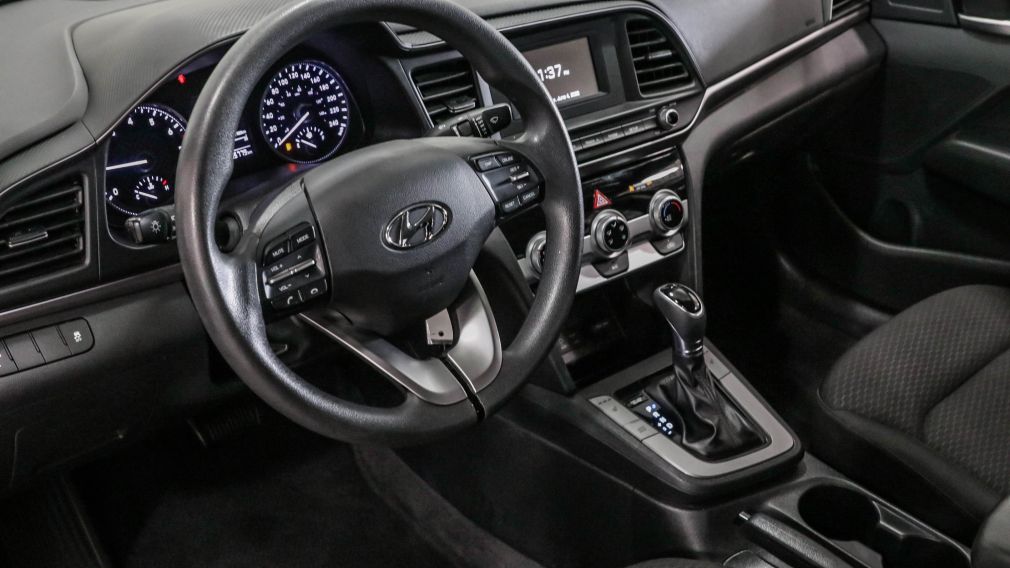 Hyundai Elantra Essential 2020 d&rsquo;occasion à vendre - 10