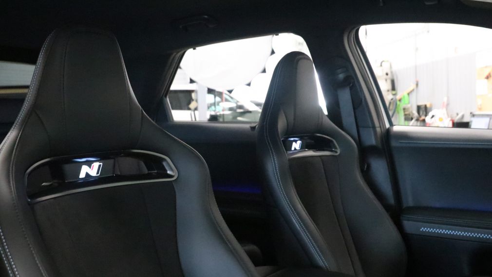Hyundai IONIQ AWD 2025 d&rsquo;occasion à vendre - 27