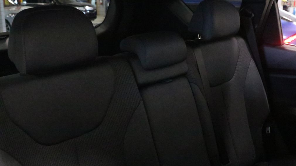 Hyundai Santa Fe Essential 2019 d&rsquo;occasion à vendre - 26