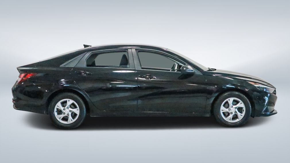 Hyundai Elantra Essential 2022 à vendre à Trois-Rivières - 8