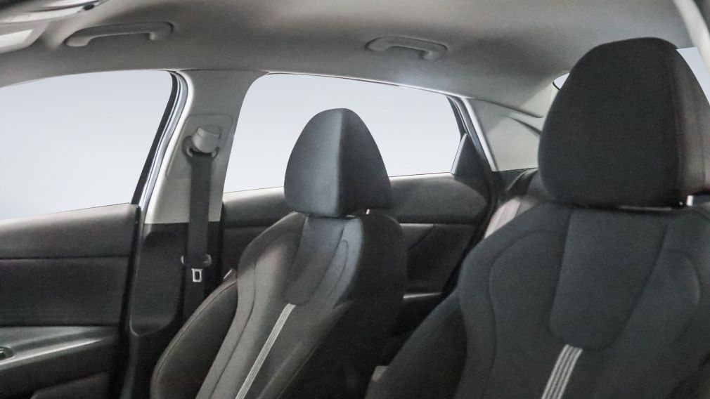 Hyundai Elantra Essential 2022 à vendre à Trois-Rivières - 9