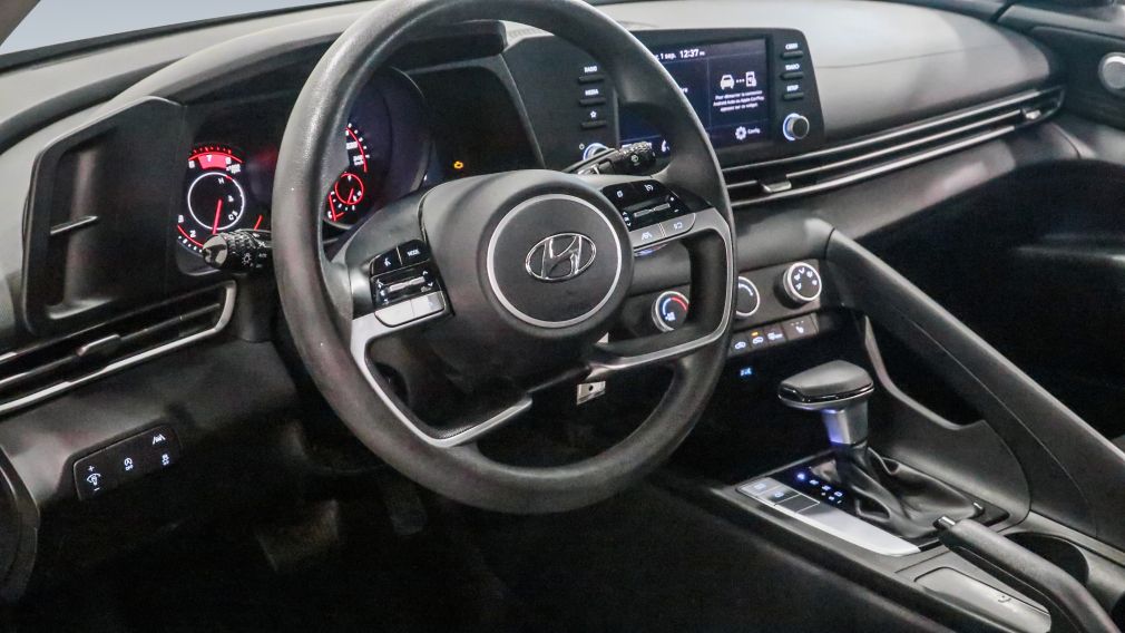 Hyundai Elantra Essential 2022 à vendre à Trois-Rivières - 10