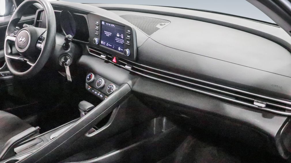 Hyundai Elantra Essential 2022 à vendre à Trois-Rivières - 22