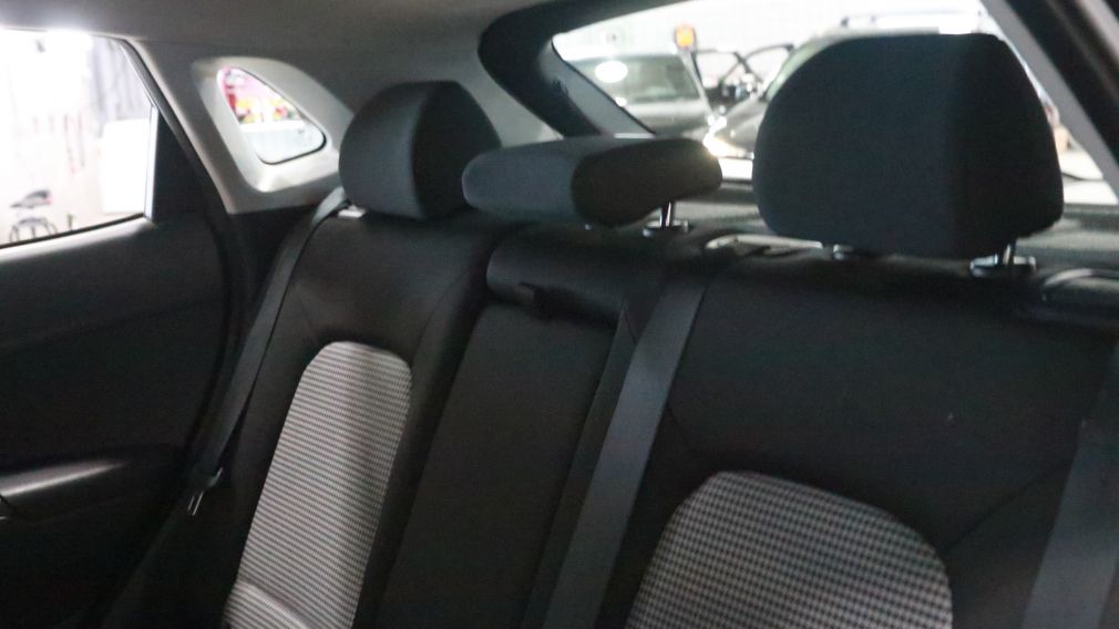 Hyundai Kona Essential 2021 d&rsquo;occasion à vendre - 12